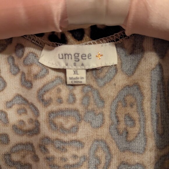 ⭐ Animal Print Duster - Picture 3 of 5